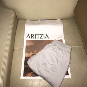 *SOLD ❤️ BNWT Aritzia Perfect pocket sweats